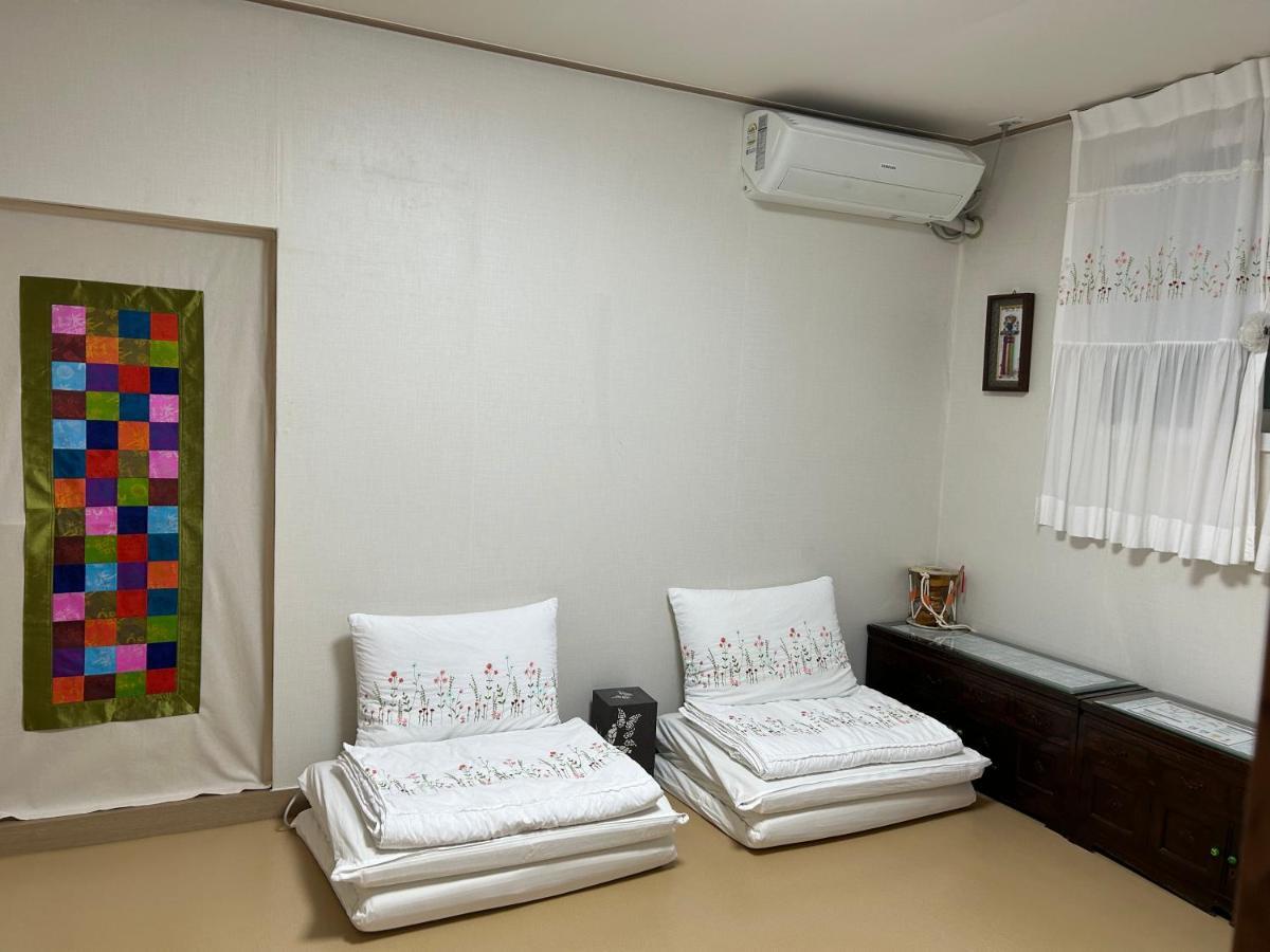 Hanok Guesthouse Suni Сеул Экстерьер фото